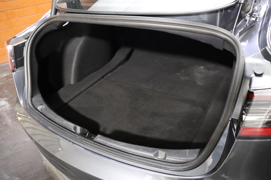 Used 2023 Tesla Model 3 Standard Range RWD image 46