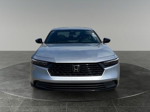 Used 2024 Honda Accord Sport image 2