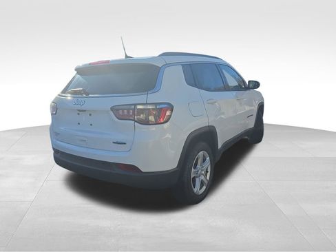 Used 2023 Jeep Compass Latitude w/ Sun and Sound Group image 9