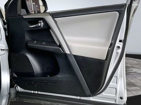 Used 2017 Toyota RAV4 XLE image 25