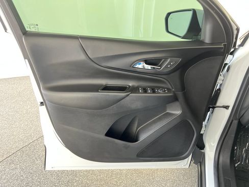 Used 2023 Chevrolet Equinox LT w/ LPO, Floor Liner Package AWD/4WD image 12