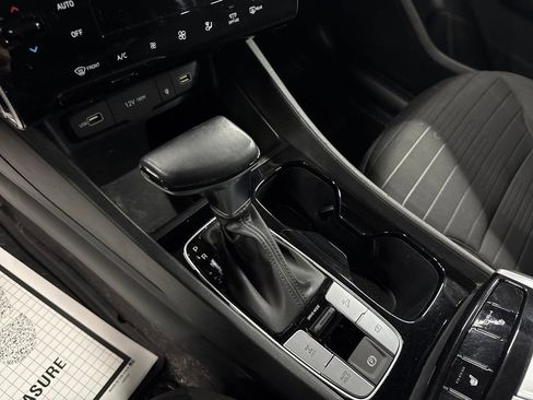 Used 2022 Hyundai Santa Cruz SEL Premium image 24