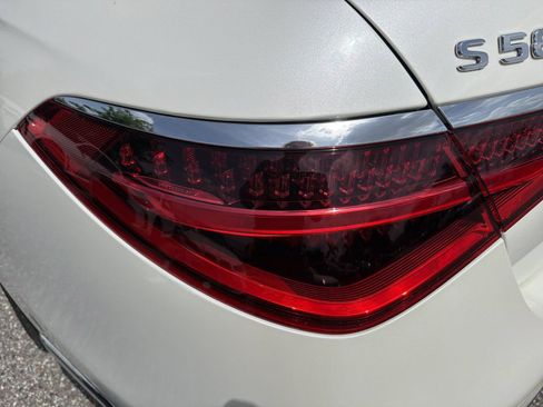 Used 2022 Mercedes-Benz S 580 4MATIC Sedan image 11