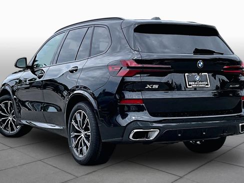 Certified 2025 BMW X5 xDrive40i w/ M Sport Package AWD/4WD image 11