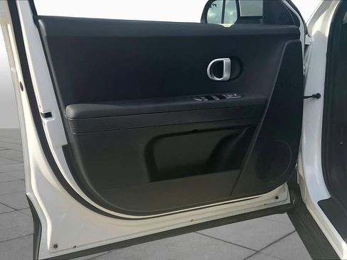 Used 2024 Hyundai Ioniq 5 SEL RWD image 21