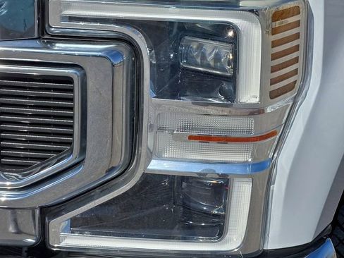 Used 2020 Ford F350 Lariat w/ Lariat Ultimate Package AWD/4WD image 8