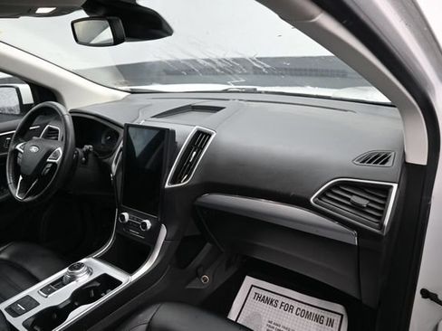 Used 2022 Ford Edge SEL w/ Convenience Package AWD/4WD image 8