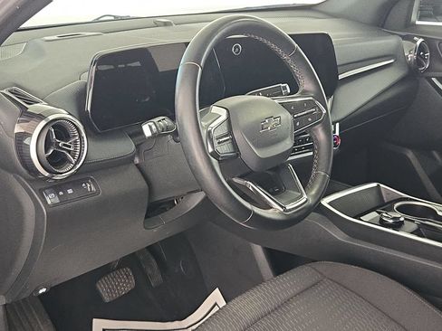 Used 2026 Chevrolet Equinox LT w/ Midnight Edition FWD image 16