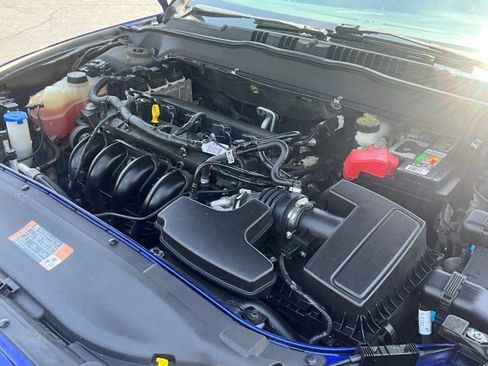 Used 2016 Ford Fusion SE FWD image 6