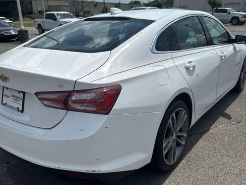 Used 2022 Chevrolet Malibu LT FWD image 17