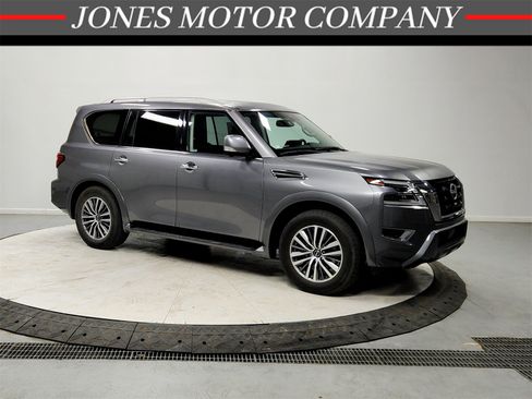 Used 2024 Nissan Armada SL image 1