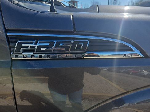 Used 2014 Ford F250 XLT w/ XLT Premium Package image 8