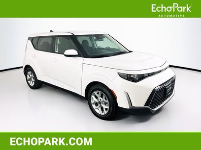 Used 2024 Kia Soul LX w/ Option Group 015