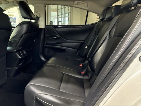 Used 2021 Lexus ES 350 w/ Premium Package FWD image 24