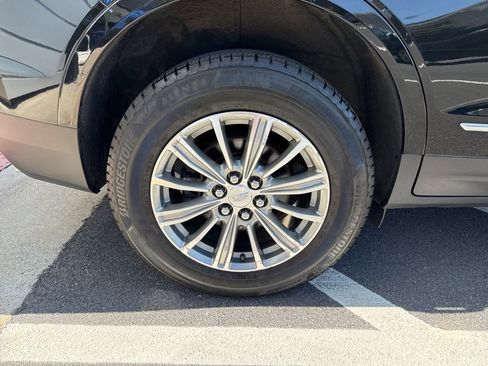 Used 2018 Cadillac XT5 Luxury image 9