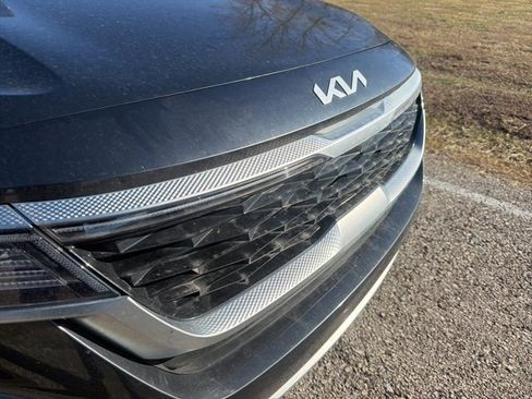 Used 2023 Kia Seltos S w/ Navigation Package image 9