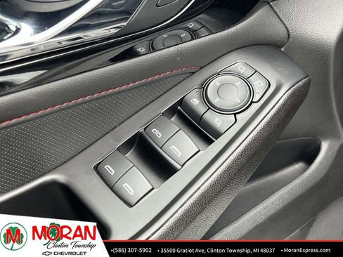 Certified 2023 Chevrolet Traverse RS w/ LPO, Floor Liner Package FWD image 16
