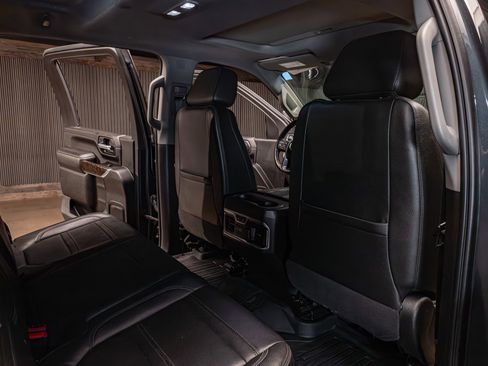 Used 2023 GMC Sierra 2500 Denali image 29