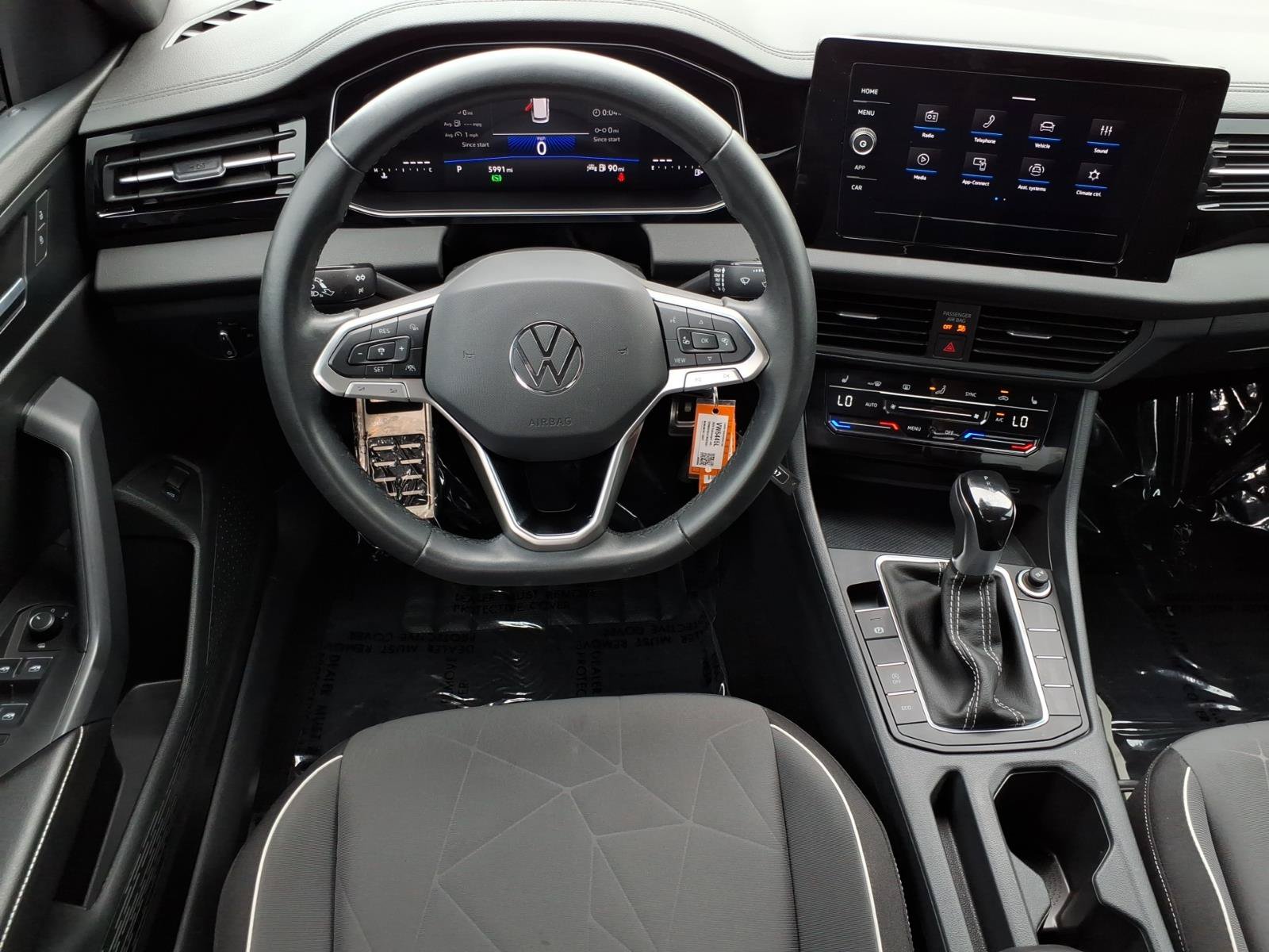 Certified 2026 Volkswagen Jetta Sport FWD image 25