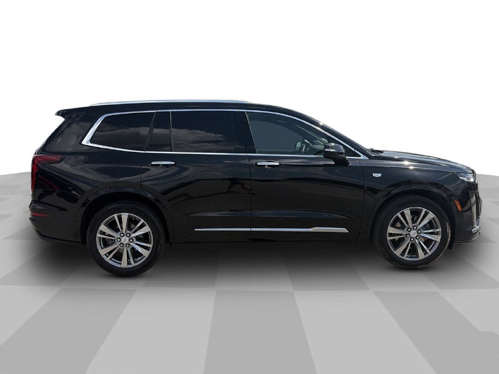 Used 2023 Cadillac XT6 Premium Luxury FWD image 8