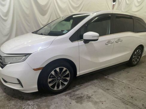 Used 2023 Honda Odyssey EX-L image 4