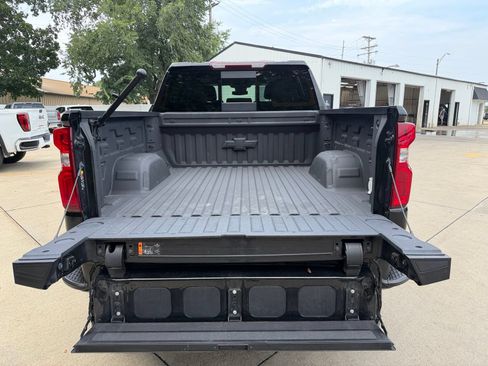 Used 2024 Chevrolet Silverado 1500 RST AWD/4WD image 34