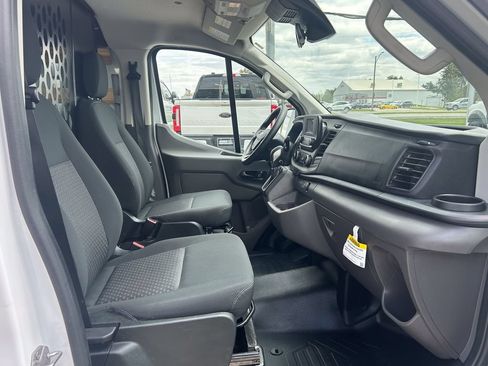 Certified 2025 Ford Transit 250 Low Roof w/ Exterior Upgrade Package RWD image 19