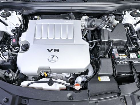 Used 2016 Lexus ES 350 w/ Luxury Package w/Wood Trim image 34