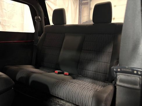 Used 2011 Jeep Wrangler Sport AWD/4WD image 33