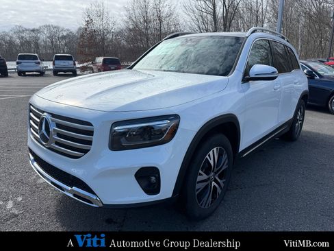 New 2026 Mercedes-Benz GLB 250 4MATIC image 4