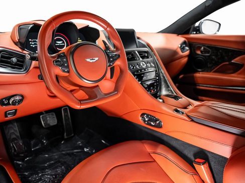 Used 2019 Aston Martin DBS Superleggera image 43