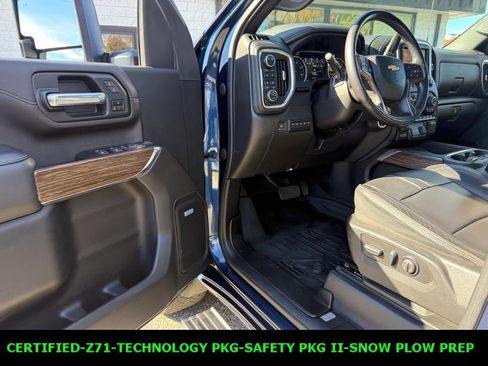 Certified 2022 Chevrolet Silverado 2500 High Country w/ Z71 Off-Road Package image 16