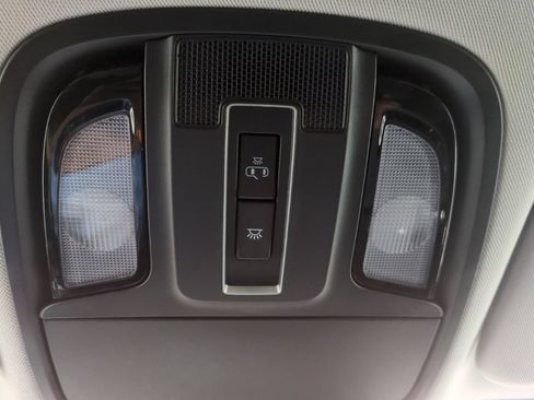 Used 2018 Kia Sorento AWD image 27