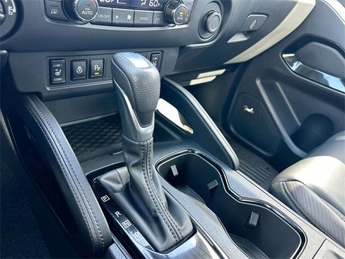 Used 2022 Nissan Frontier PRO-4X w/ Pro-4X Premium Package image 24