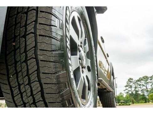 Used 2025 Toyota Land Cruiser w/ Premium Package AWD/4WD image 9