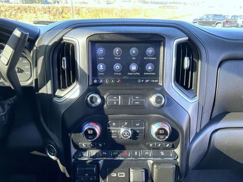 Certified 2021 GMC Sierra 3500 Denali image 14