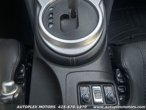 Used 2011 Nissan 370Z Touring w/ Sport Pkg image 18