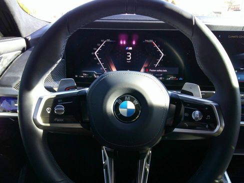 Used 2025 BMW 760i xDrive w/ Executive Package image 83