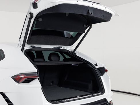 Used 2024 Lamborghini Urus S AWD/4WD image 62