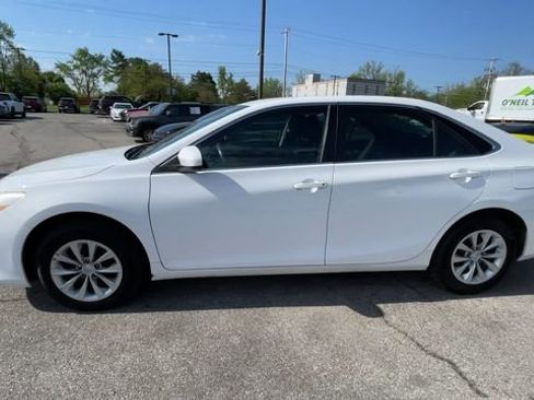 Used 2016 Toyota Camry LE FWD image 7