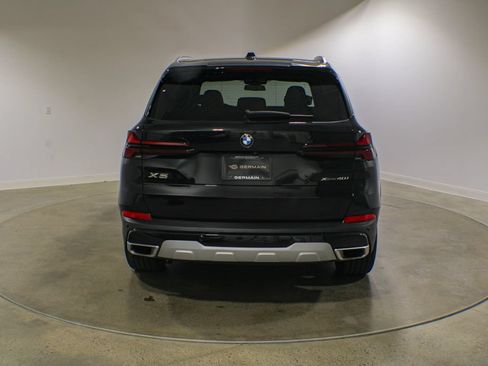 Used 2024 BMW X5 xDrive40i w/ Premium Package AWD/4WD image 5
