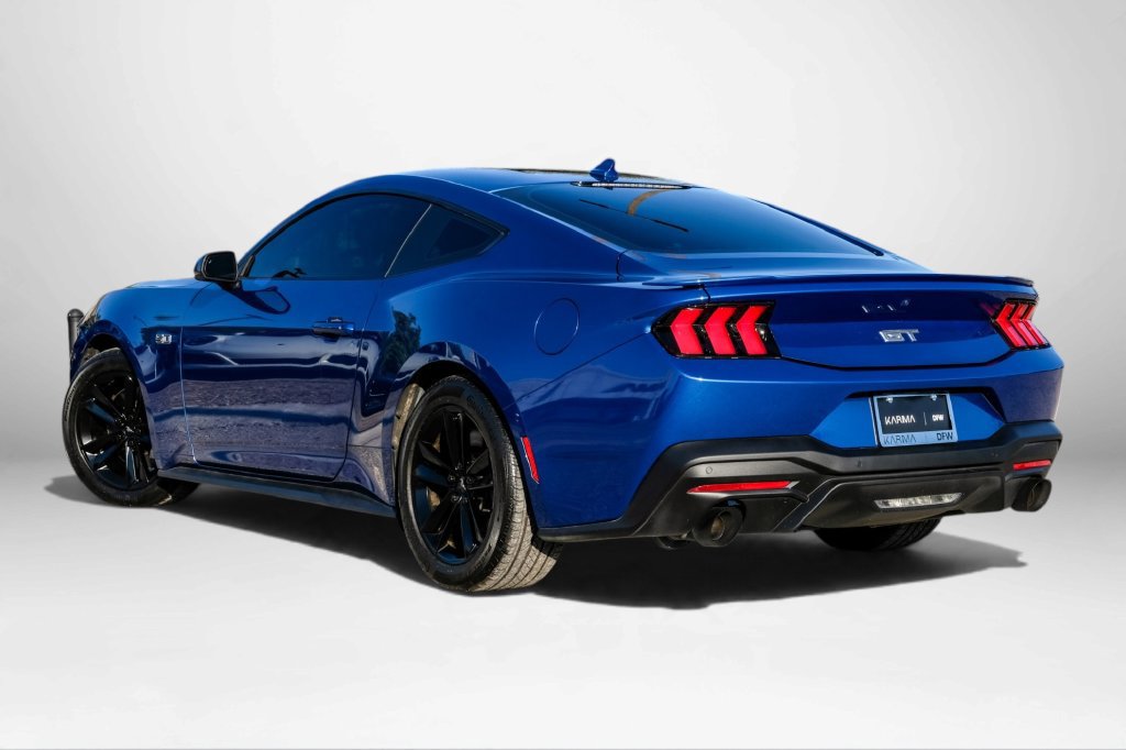 Used 2024 Ford Mustang GT RWD image 7
