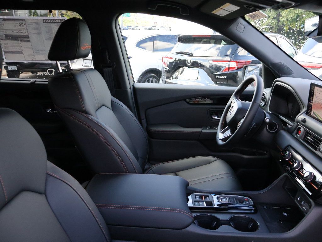 New 2026 Honda Pilot TrailSport image 8