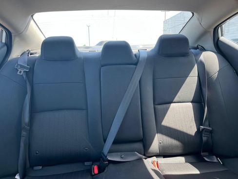 Used 2025 Nissan Altima 2.5 SV FWD image 39