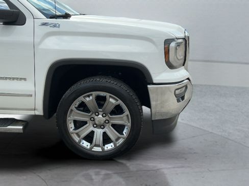 Used 2018 GMC Sierra 1500 SLT w/ SLT Premium Package AWD/4WD image 27