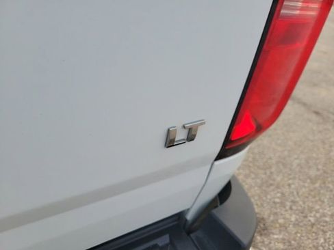 Used 2019 Chevrolet Colorado LT w/ LT Convenience Package image 24