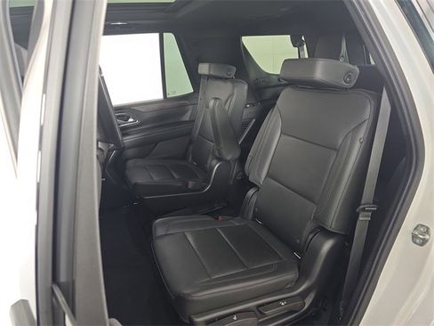 Used 2022 Chevrolet Tahoe Z71 w/ Off-Road Capability Package image 19