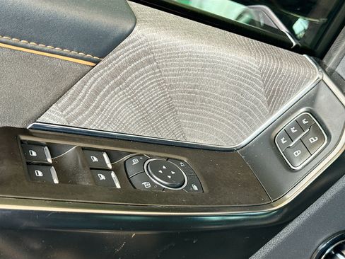 Used 2023 Ford F150 Platinum image 24