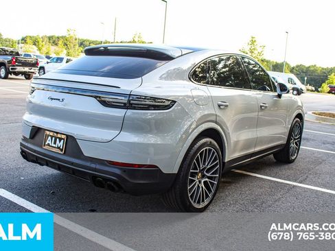 Used 2023 Porsche Cayenne S w/ Premium Package AWD/4WD image 5