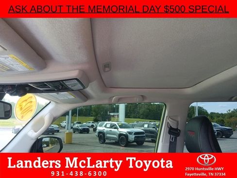 Used 2023 Toyota 4Runner TRD Off-Road Premium w/ Moonroof Package AWD/4WD image 14